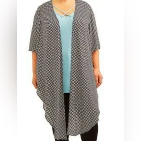 Terra and Sky|Women’s Polka Dot short sleeve open front Kimono in dark blue•••2X - Picture 9 of 9
